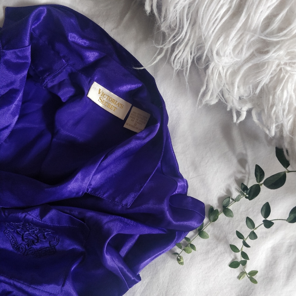 Vintage Victoria's Secret Purple Button Robe
